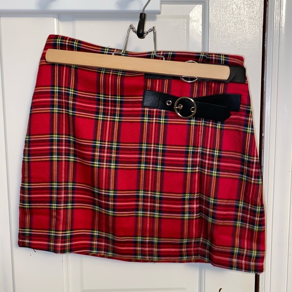 Forever 21 Dresses & Skirts - red plaid skirt